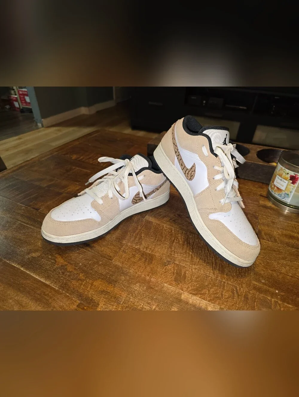 Nike Air Jordan 1 Low SE Brown Elephant - 6.5Y / Womens 8